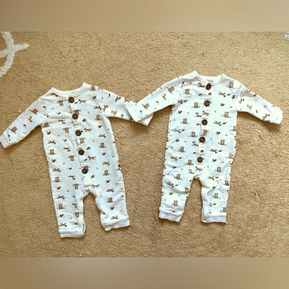 Twin outfits Rabbit & Bear size 0-3